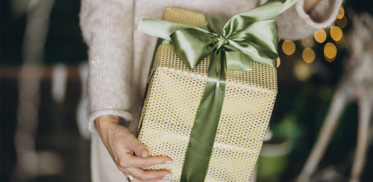 Hassle-Free Gift-Giving | Experience the Convenience of Hamper Malaysia Delivery
