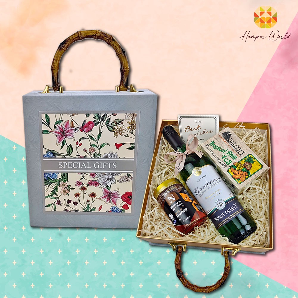 Hamper World Special Parents' Day gift